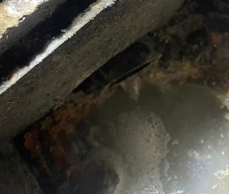오산 상가 싱크대막힘 — 개수대 물 차오름, 배관 고압 준설과 그리스트랩 청소