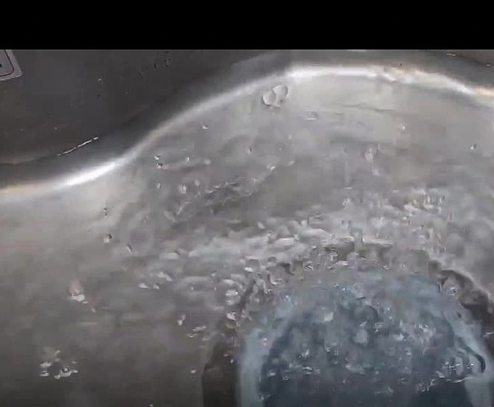 배수관 막힘 실제 현장 사진 3